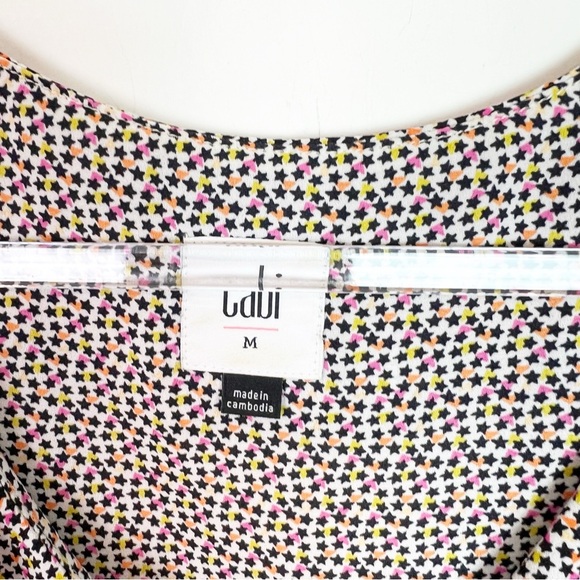 CABI STELLAR TOP NAVY PINK MICRO STAR PRINT SLEEVELESS RUFFLE BLOUSE MEDIUM - Picture 6 of 8